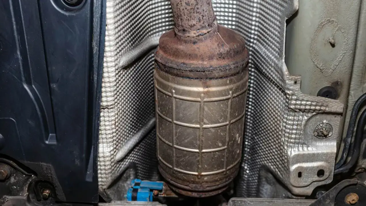 Czy benzyna ma DPF? Poznaj różnice między DPF a GPF w silnikach