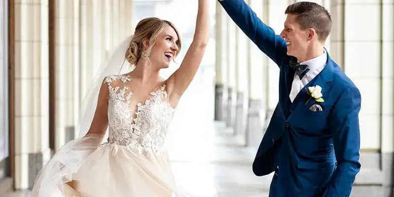 Najlepsze piosenki na pierwszy taniec na weselu, które wzruszą