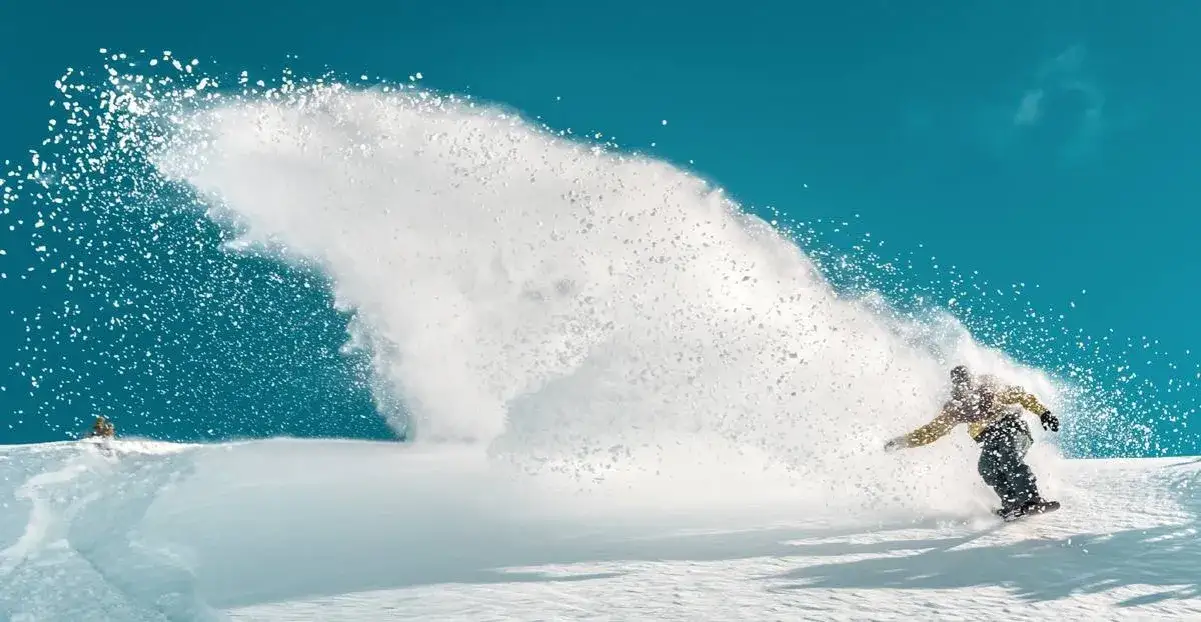 Narty czy Snowboard? Co łatwiejsze na start, a co w progresie?