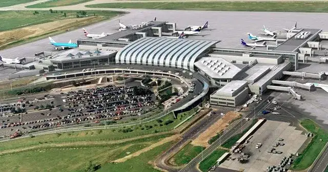 Jak dojechać z lotniska w Budapeszcie do centrum - tanio i wygodnie