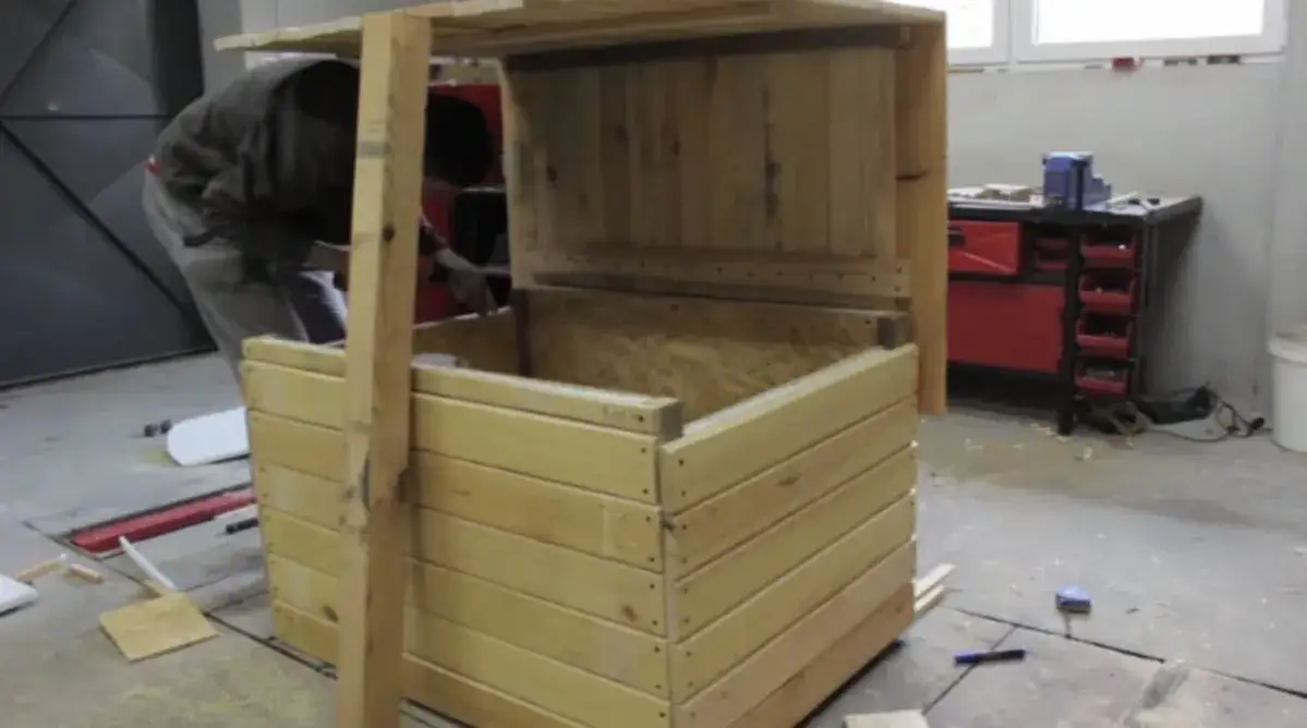 Jak zrobić budę dla psa z płyty OSB - krok po kroku do idealnego domu