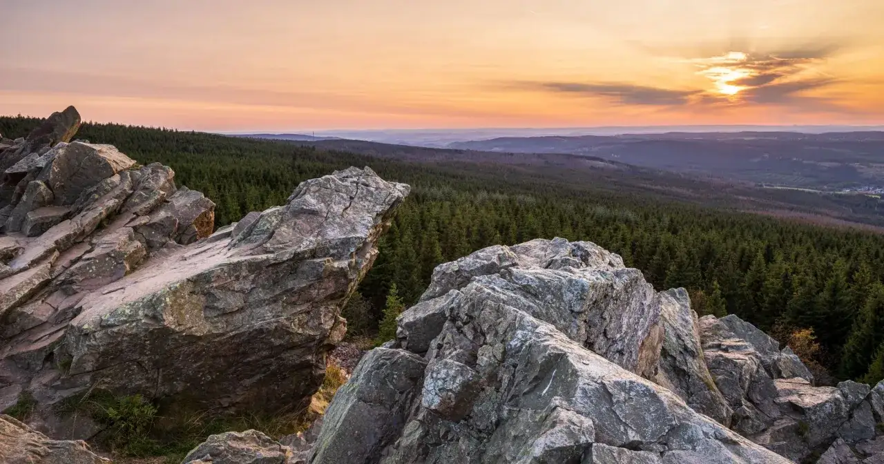 Am Weißen Berge: Naturjuwel im Harzvorland entdecken & planen