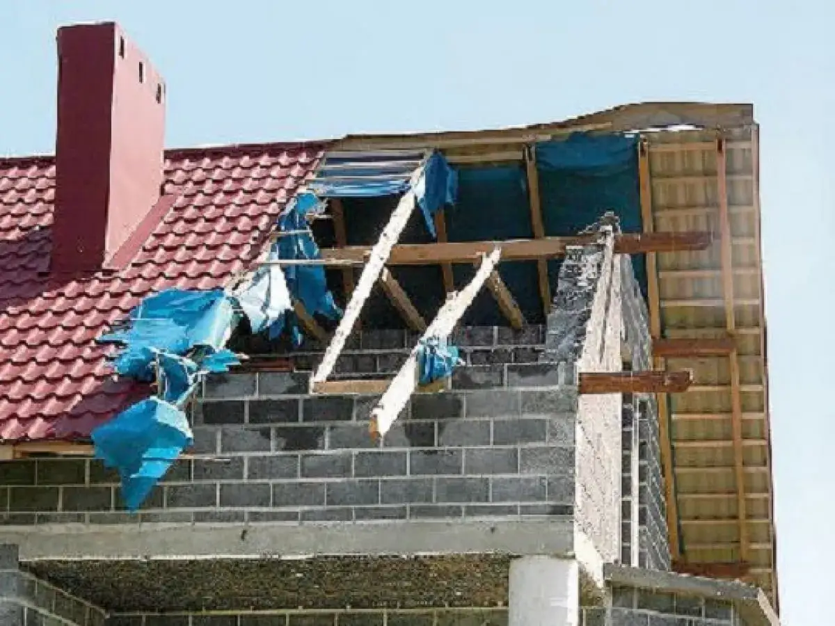 Jak zabezpieczyć strop na zimę i uniknąć kosztownych uszkodzeń