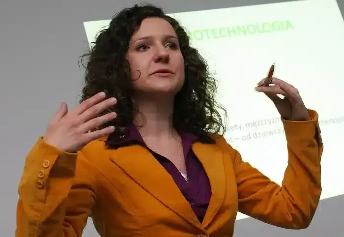 Kim jest żona Cejrowskiego? Poznaj Joannę Najfeld i jej działalność