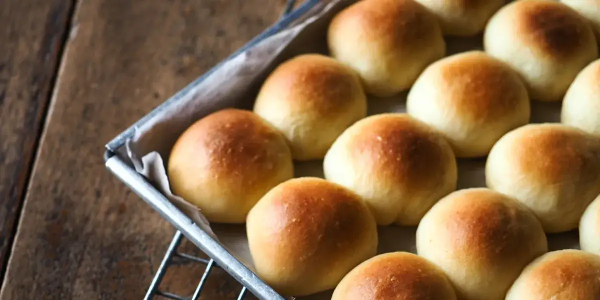 Zdrowe bułki w domu: przepisy, składniki, triki. Upiecz idealne!