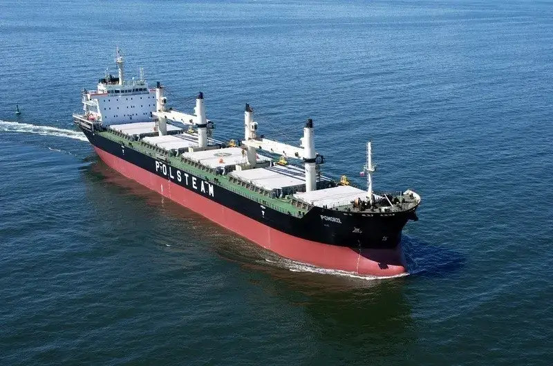 MS Szczecin: potężny masowiec PŻM o nośności prawie 38 tysięcy ton