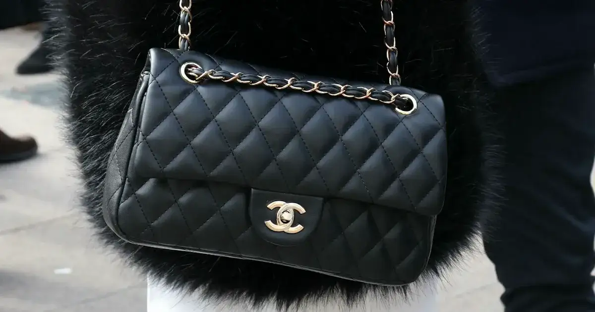 Gdzie kupić biżuterię Chanel, aby uniknąć podróbek i rozczarowań