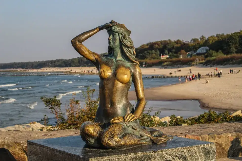 Co zwiedzić w Ustce: 10 atrakcji, które musisz zobaczyć