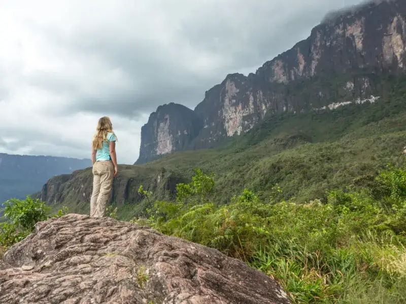 Czy Wenezuela jest bezpieczna dla turystów? Odkryj zagrożenia i dane bezpieczeństwa