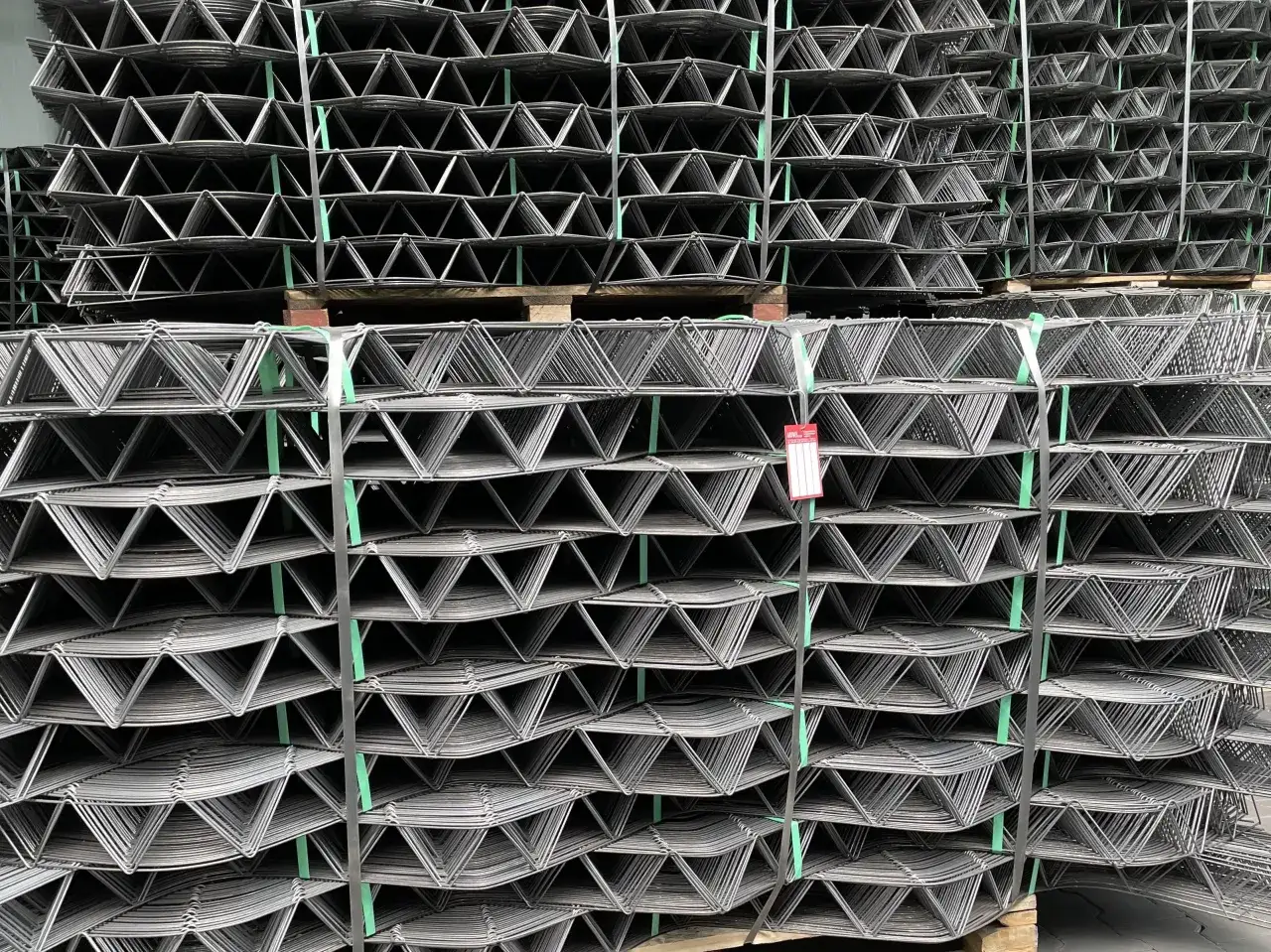 Dystanse do zbrojenia Castorama - wybierz najlepsze spacery i oszczędzaj