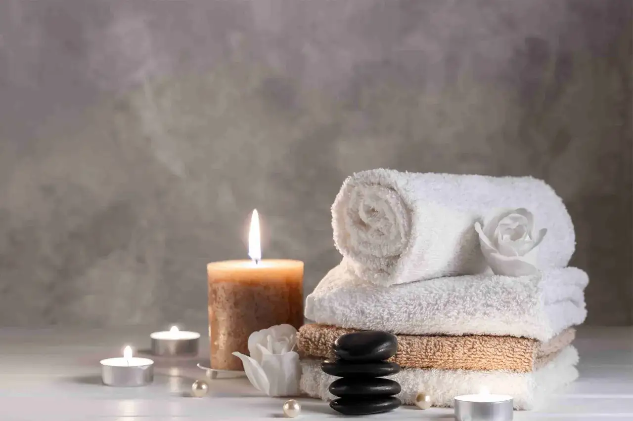 Jak zrobić świecę do masażu w domu - proste i skuteczne sposoby