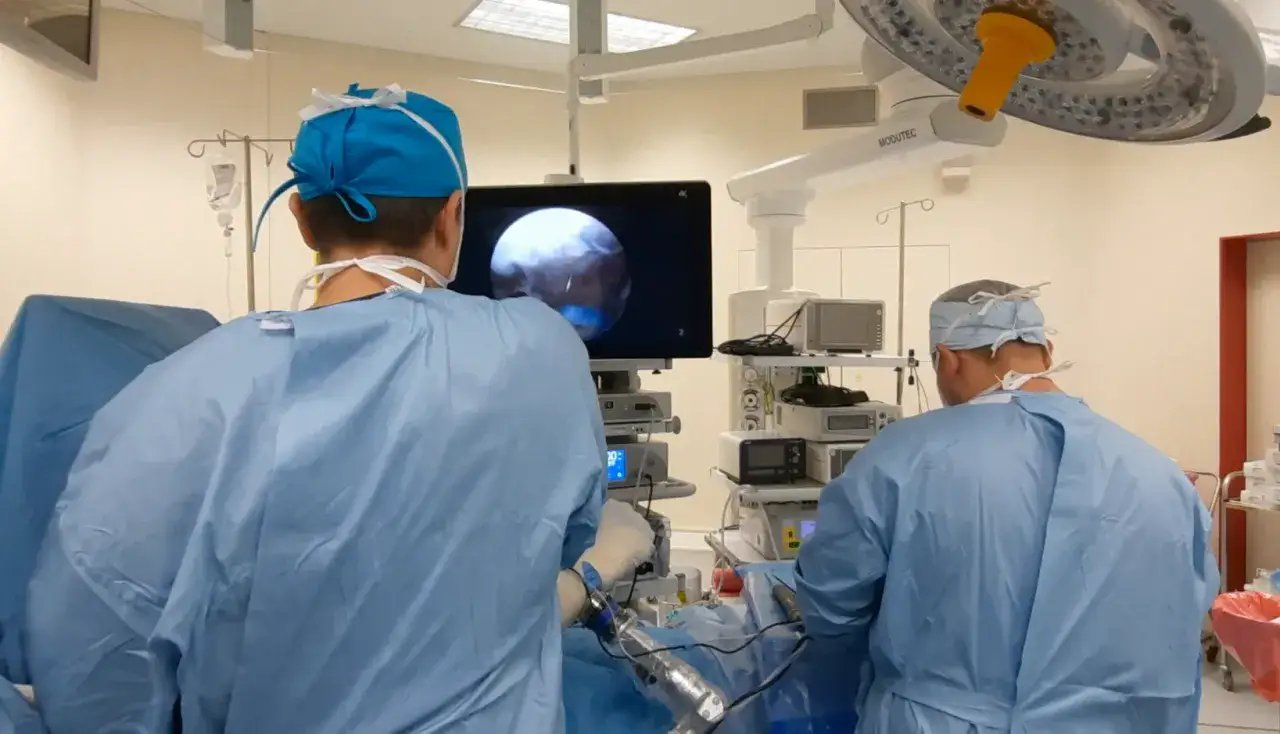 Gdzie wykonać zabieg RIRS na NFZ? Sprawdź dostępne placówki