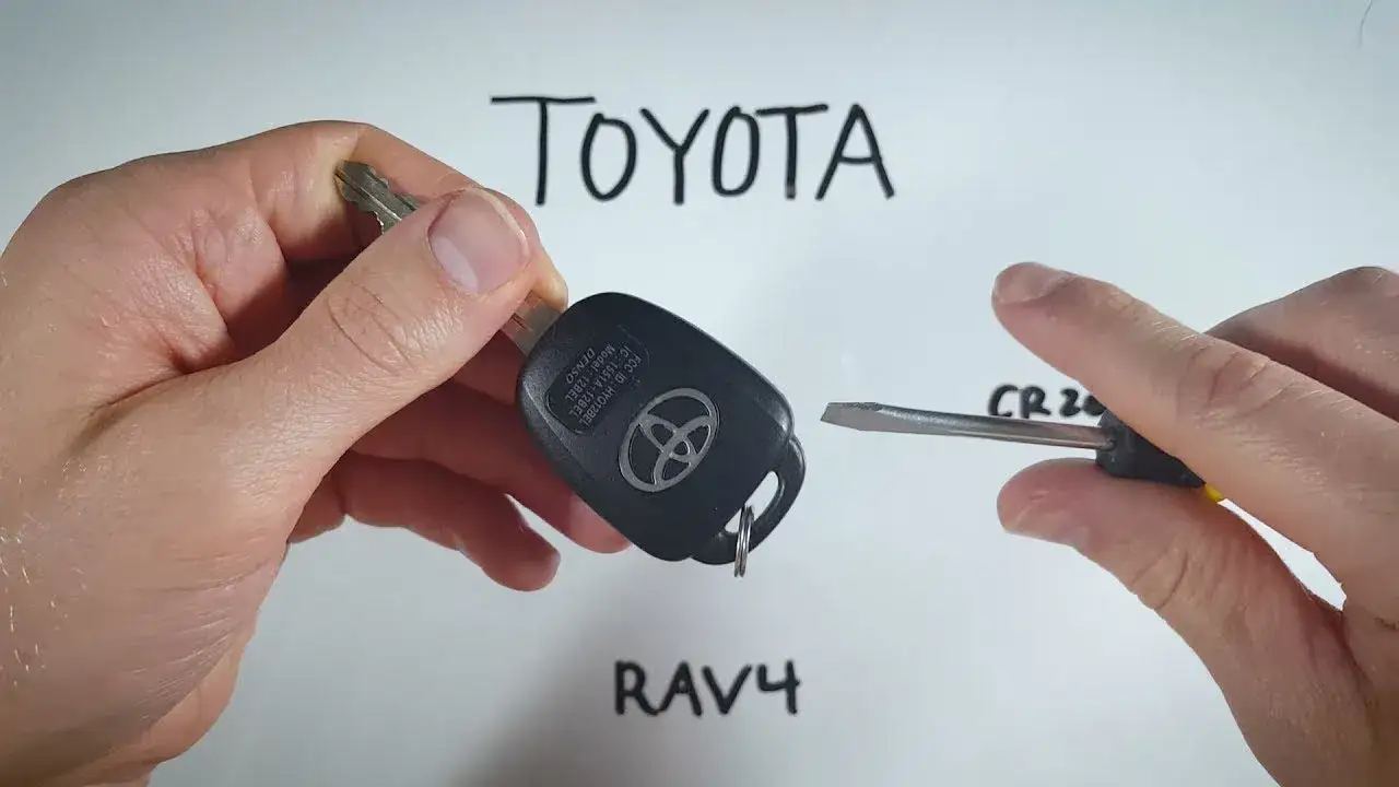 Jak dobrać właściwą baterię do kluczyka Toyota RAV4: kompletny poradnik