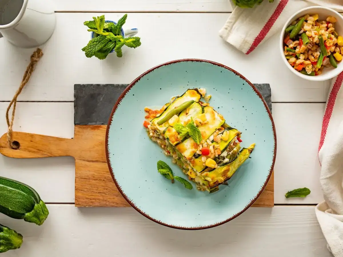 Zapiekanka z cukinią i fasolką: Przepis idealny + triki na sukces