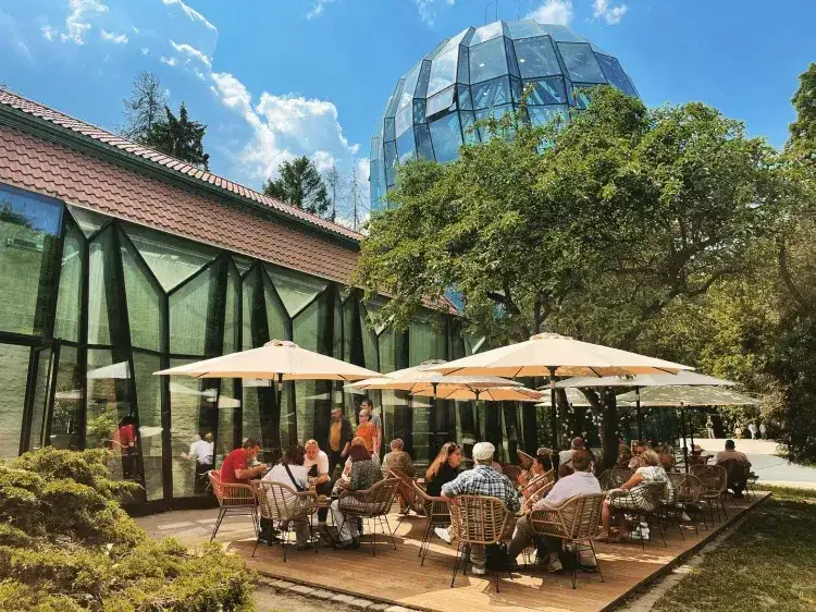 Hevelka w Gdańsku: Gdzie na najlepszą kawę przy morzu?