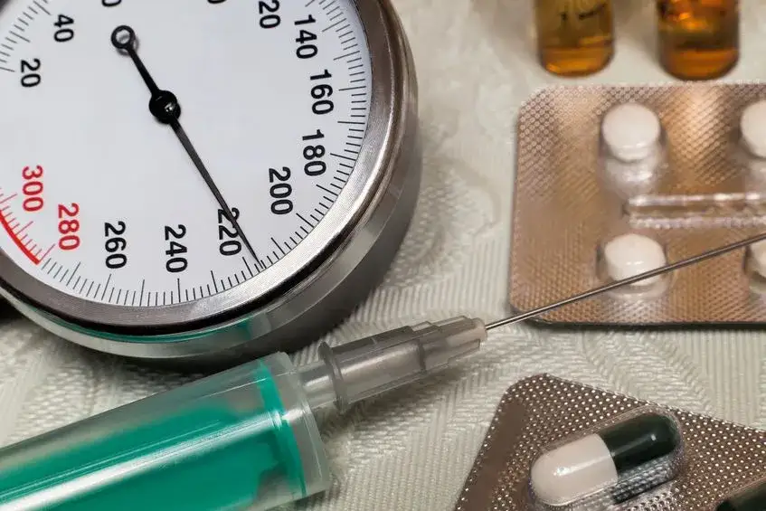 Czy leki na nadciśnienie podnoszą poziom cukru? Sprawdź, co musisz wiedzieć