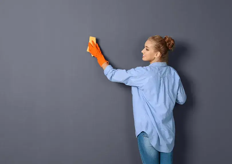 Jak pomalować tłuste ściany w kuchni i uniknąć problemów z farbą