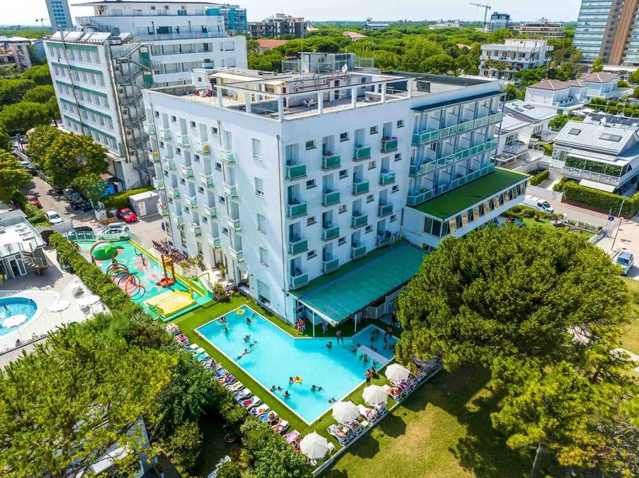 Family Hotel Milano Marittima: Guida Completa e Offerte