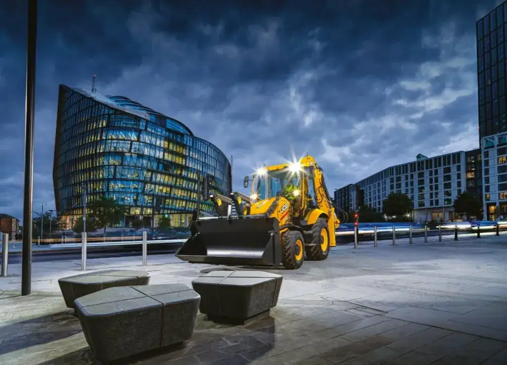 Ile trwa kurs na koparkę? Konkretny czas i pełny harmonogram