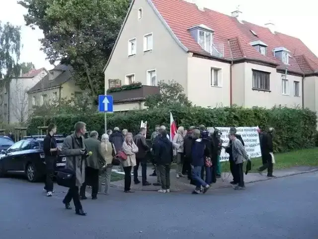 Gdzie mieszka Tusk? Zaskakujące szczegóły o jego życiu w Sopocie