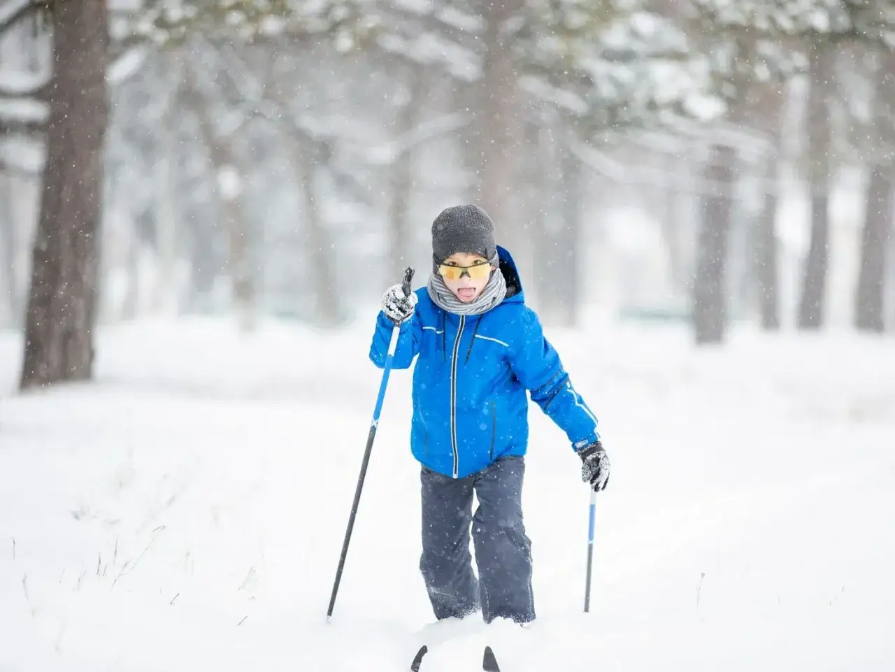 Narty dla dziecka: Jaka długość? Klucz do radości i bezpieczeństwa!