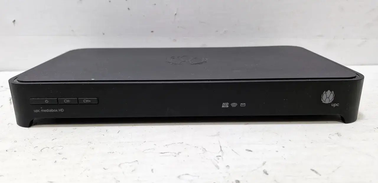 Pace UPC w Play: Dekoder nie działa? Napraw lub wymień!