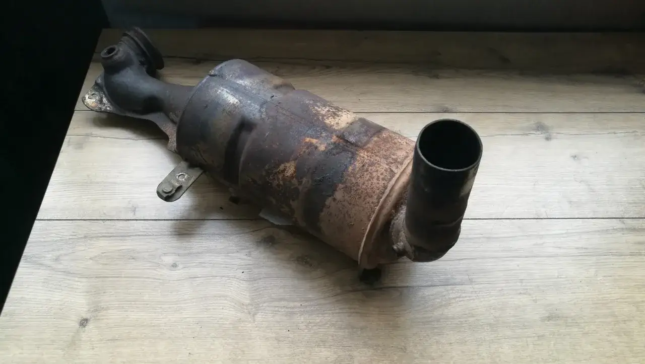 Wycięty DPF: objawy, kary i ryzyko. Nie daj się oszukać!