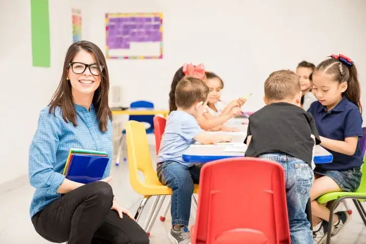 Za co punkty do przedszkola? Kluczowe kryteria i różnice lokalne