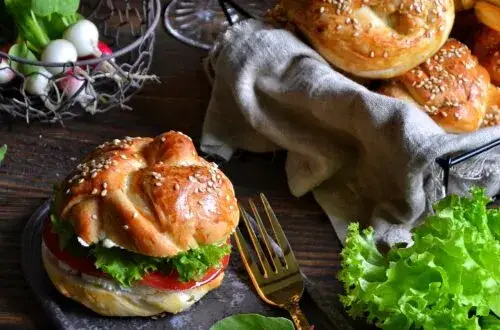 Bułki do hamburgerów: pysznie czy przepysznie? Odkryj różnice i przepisy