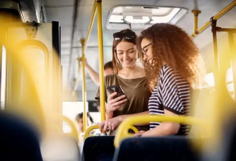 Neobus czy można kupić bilet u kierowcy? Sprawdź, co musisz wiedzieć