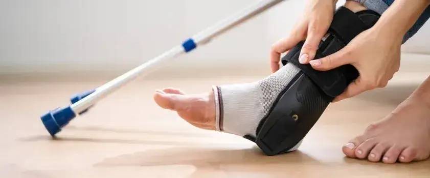 Jakie ćwiczenia po złamaniu kostki bocznej przyspieszą rehabilitację?