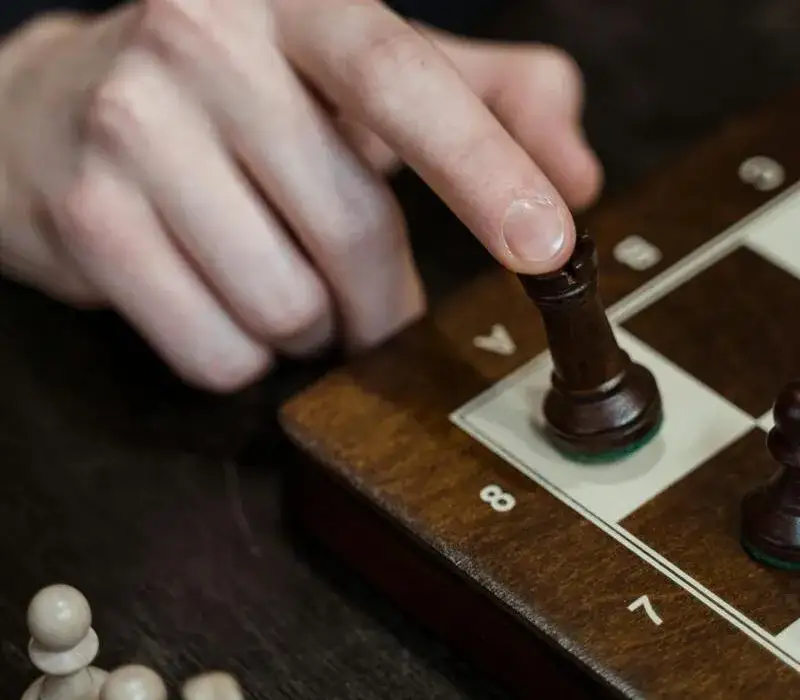 Jak ćwiczyć mózg: skuteczne metody na poprawę pamięci i koncentracji