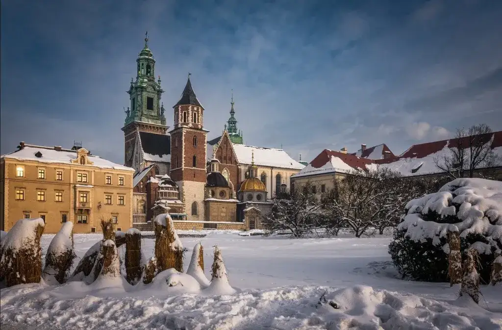 Wawel 2025: Przewodnik, bilety, ceny i godziny otwarcia