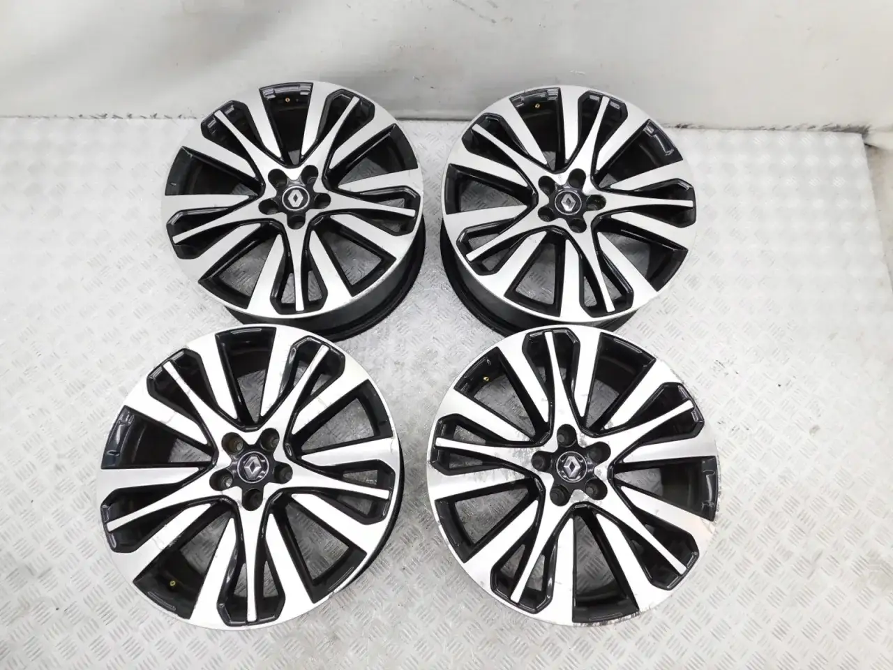 Idealne felgi do Renault 19: unikaj kosztownych błędów przy wyborze