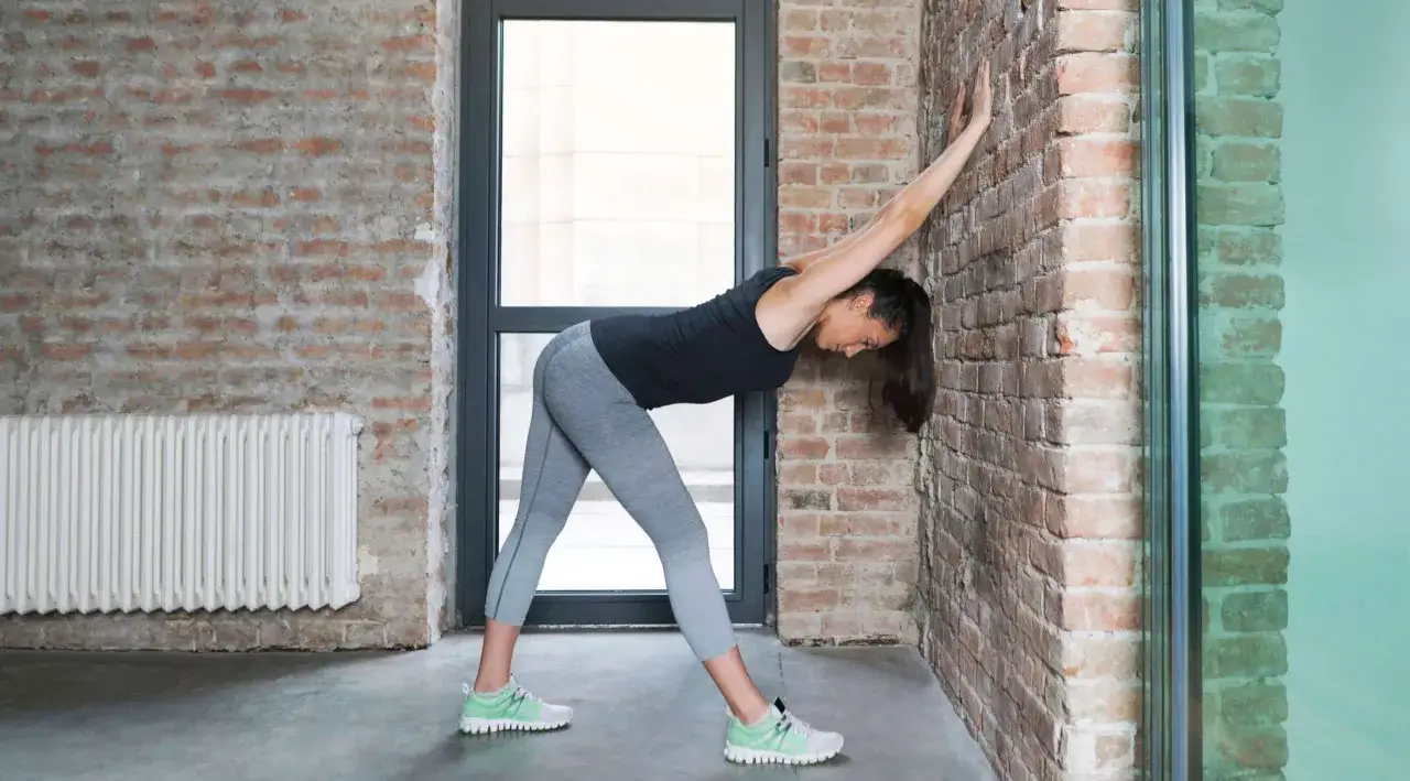 Jak rozciągać plecy? Skuteczny przewodnik Dariusz Chmielewski