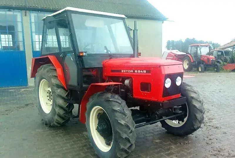 Zetor 6945: Jakie są dane techniczne i specyfikacje modelu?
