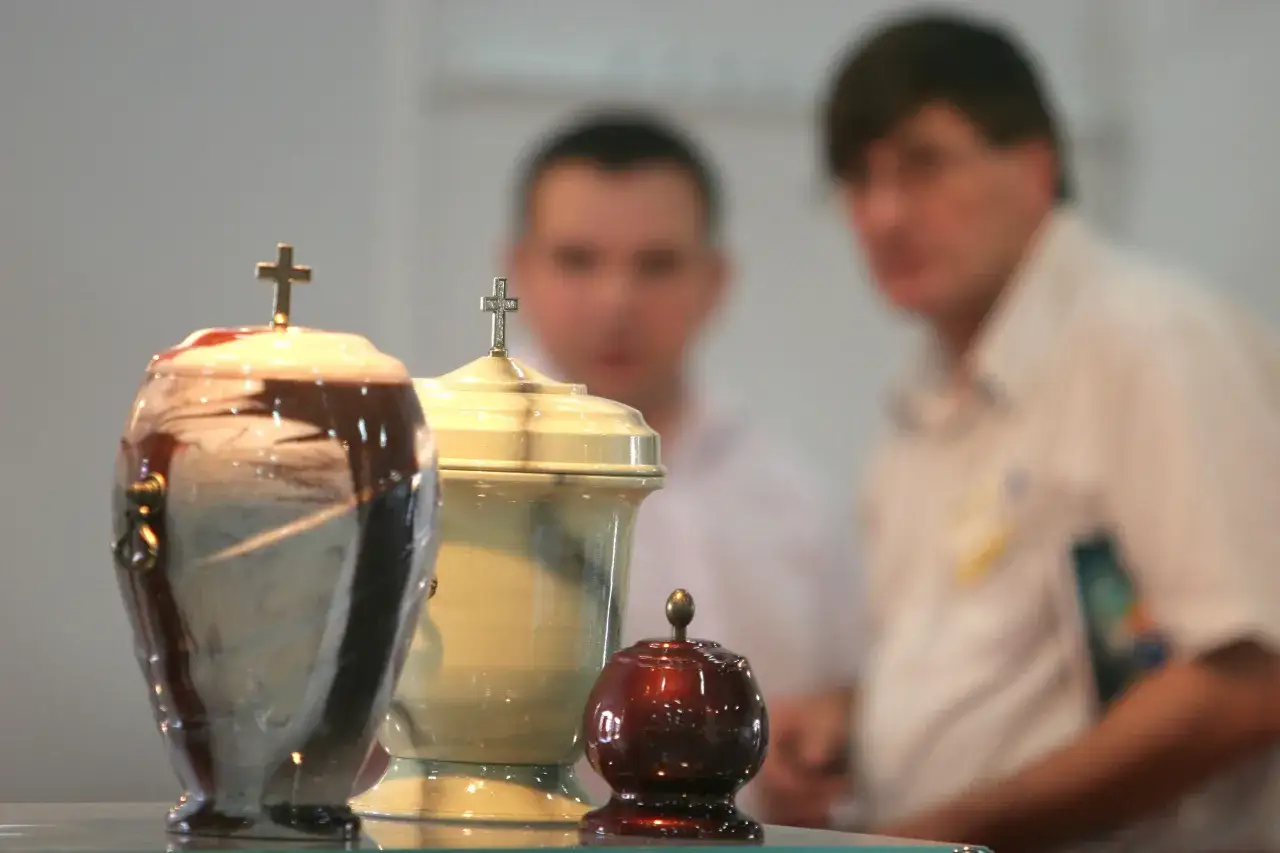 Czy kremacja jest grzechem? Odkryj prawdę według Kościoła katolickiego