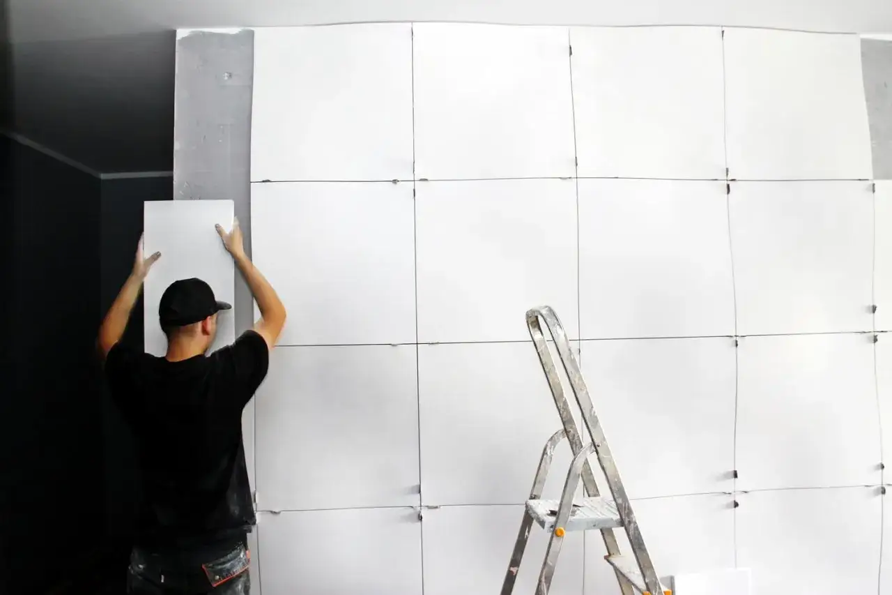 Jak układać panele gipsowe 3D - uniknij najczęstszych błędów montażu