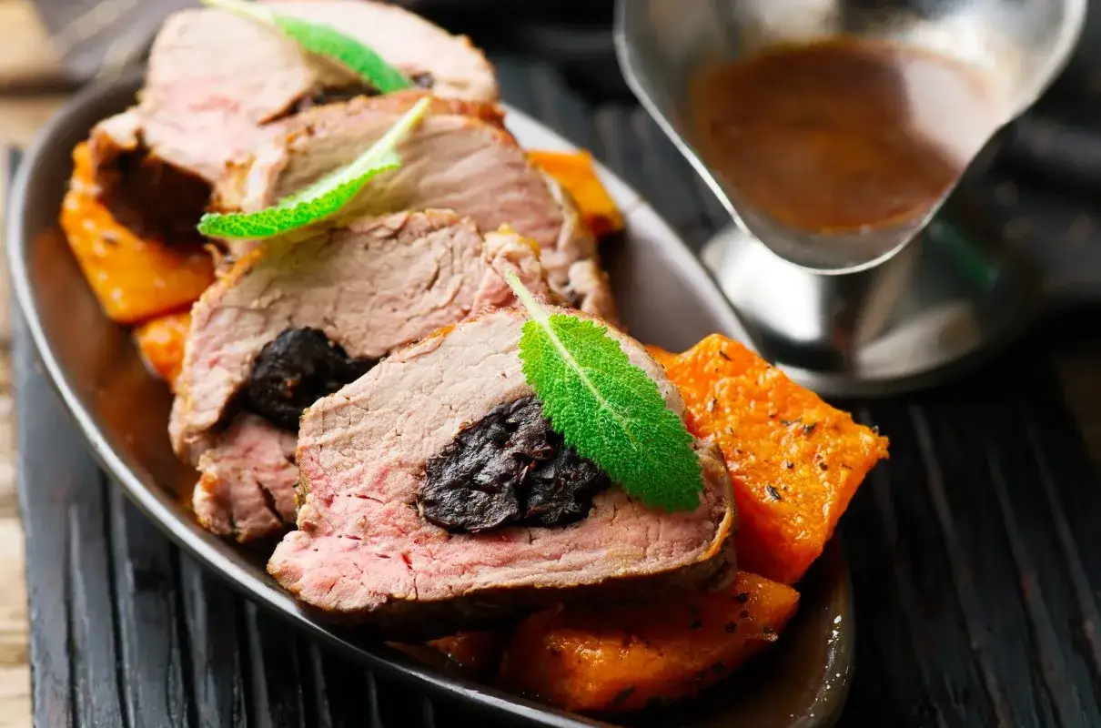 Co na niedzielny obiad dla gości – eleganckie przepisy, które zaskoczą