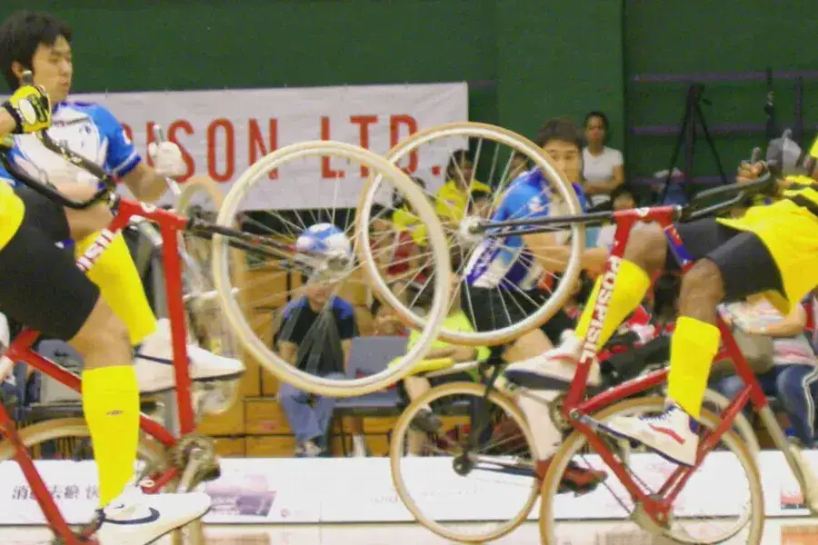 Piłka rowerowa (radball): Zasady, historia i sprzęt. Poznaj!