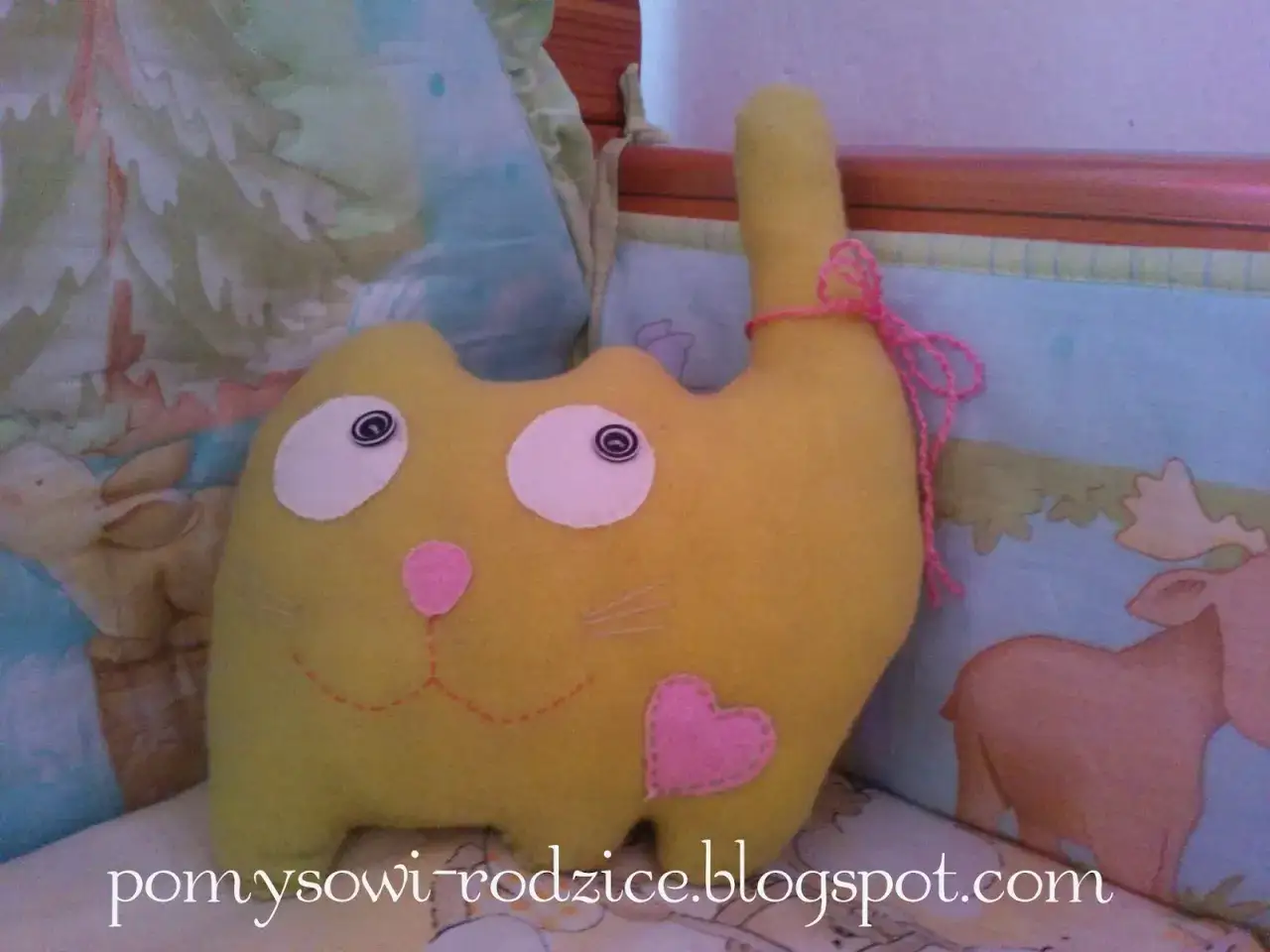 Jak uszyć kot maskotkę: proste kroki i wzory dla każdego początkującego