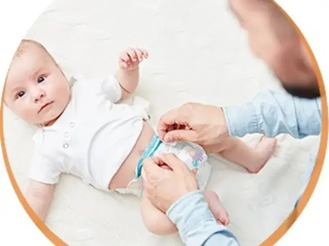 Jak się przewija dziecko - proste techniki i ważne wskazówki