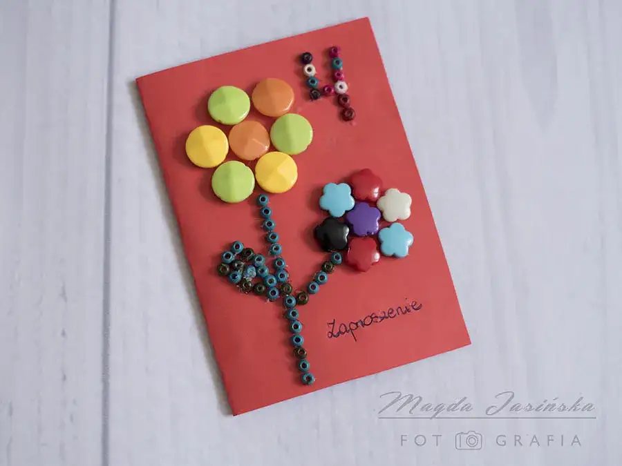 Jak stworzyć zaproszenia na urodziny dziecka? Praktyczny przewodnik DIY