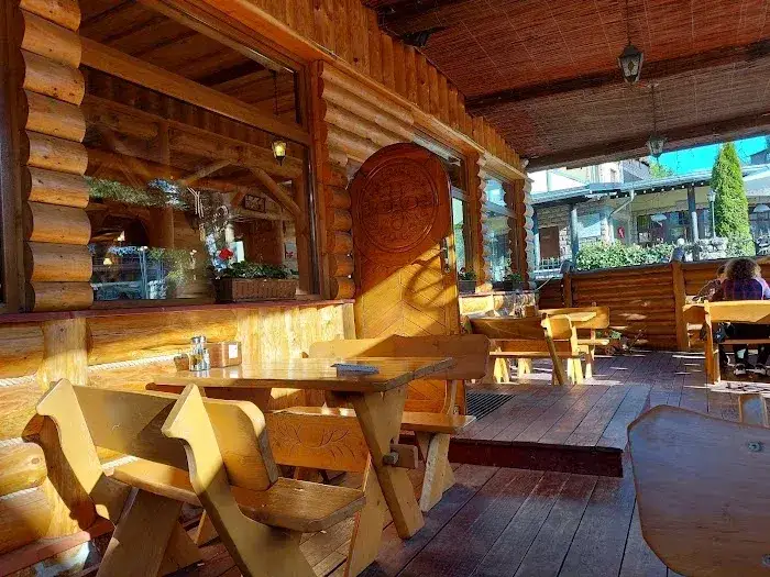 Gdzie zjeść w Szklarskiej Porębie? Najlepsze restauracje, które musisz poznać