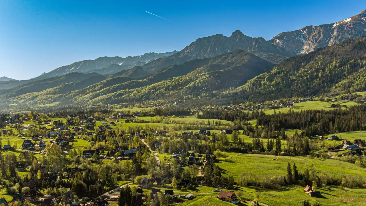 Kościelisko gdzie zjeść? Przewodnik po smakach i widokach Tatr