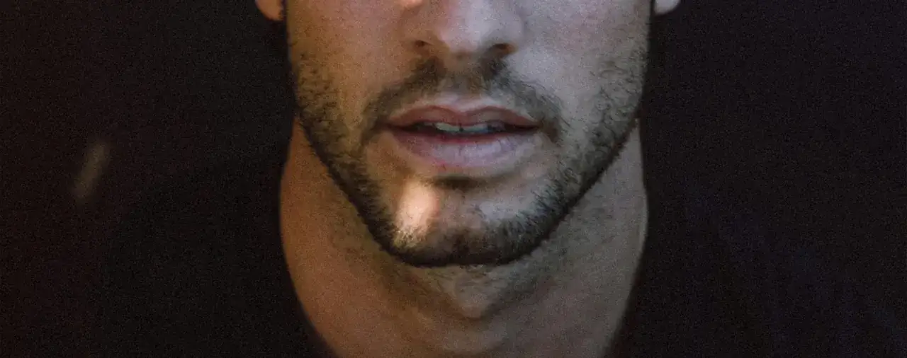 Trzydniowy zarost ile mm? Odkryj idealną długość dla mężczyzn