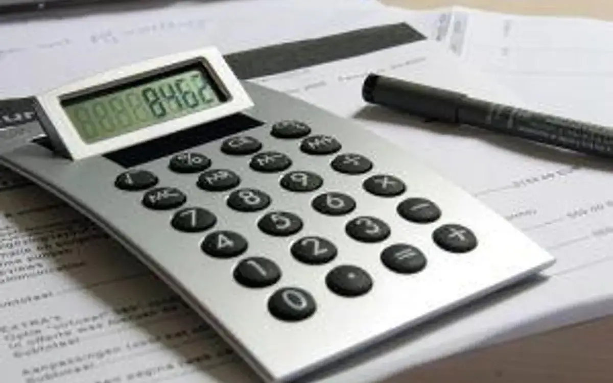 Zasiłek rodzinny: Jak obliczyć dochód i nie stracić wsparcia?