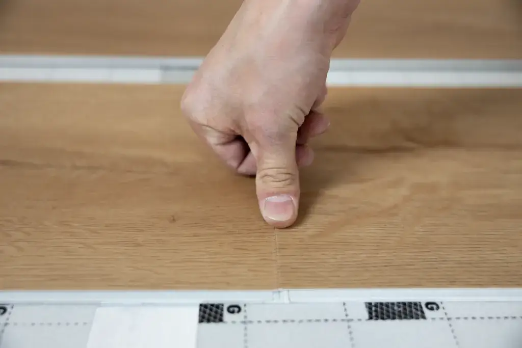 Jaką grubość paneli winylowych najlepsza, aby uniknąć problemów z trwałością?