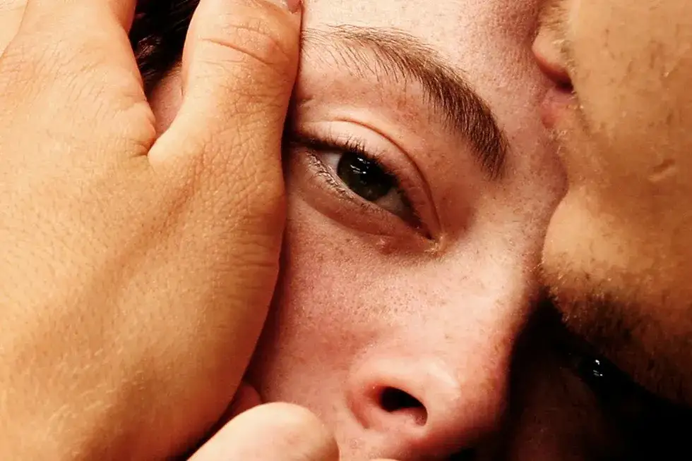 Kłamstwo partnera: Jak odzyskać zaufanie lub odejść?