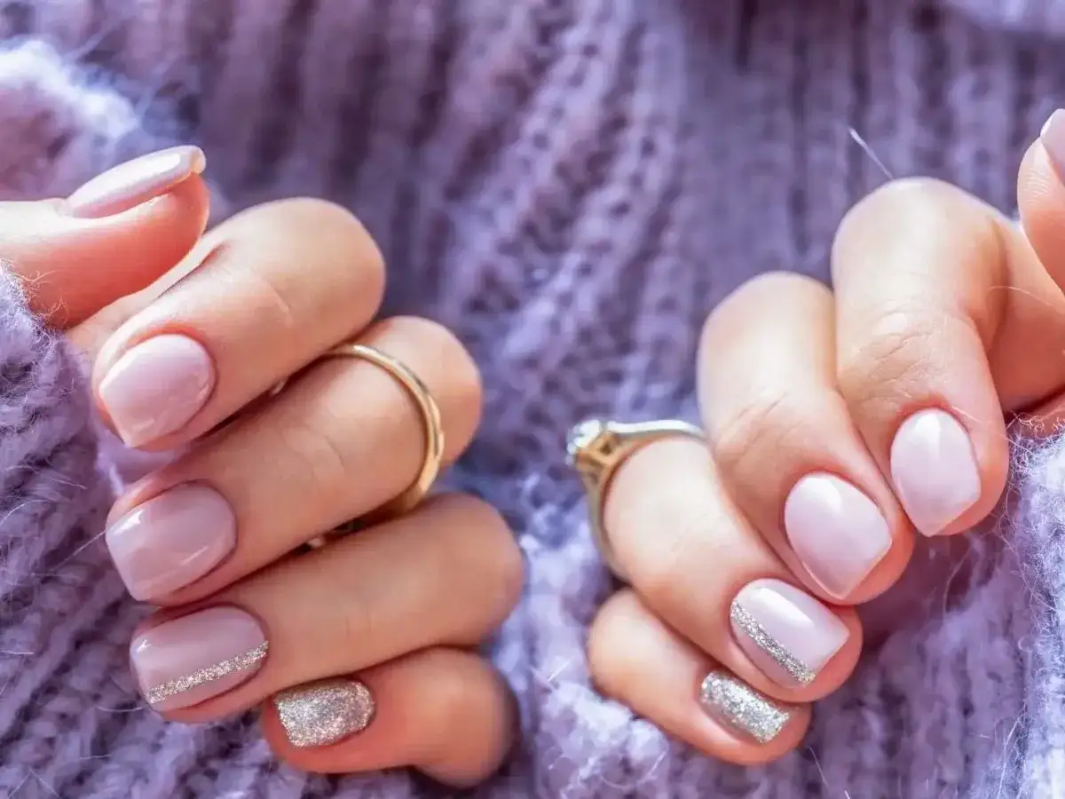 Kurze Gelnägel: Deine perfekte Wahl! Trends 2026, DIY & Kosten